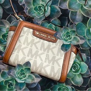 Michael Selma Mini Messenger Leather Crossbody Bag Logo NWOT